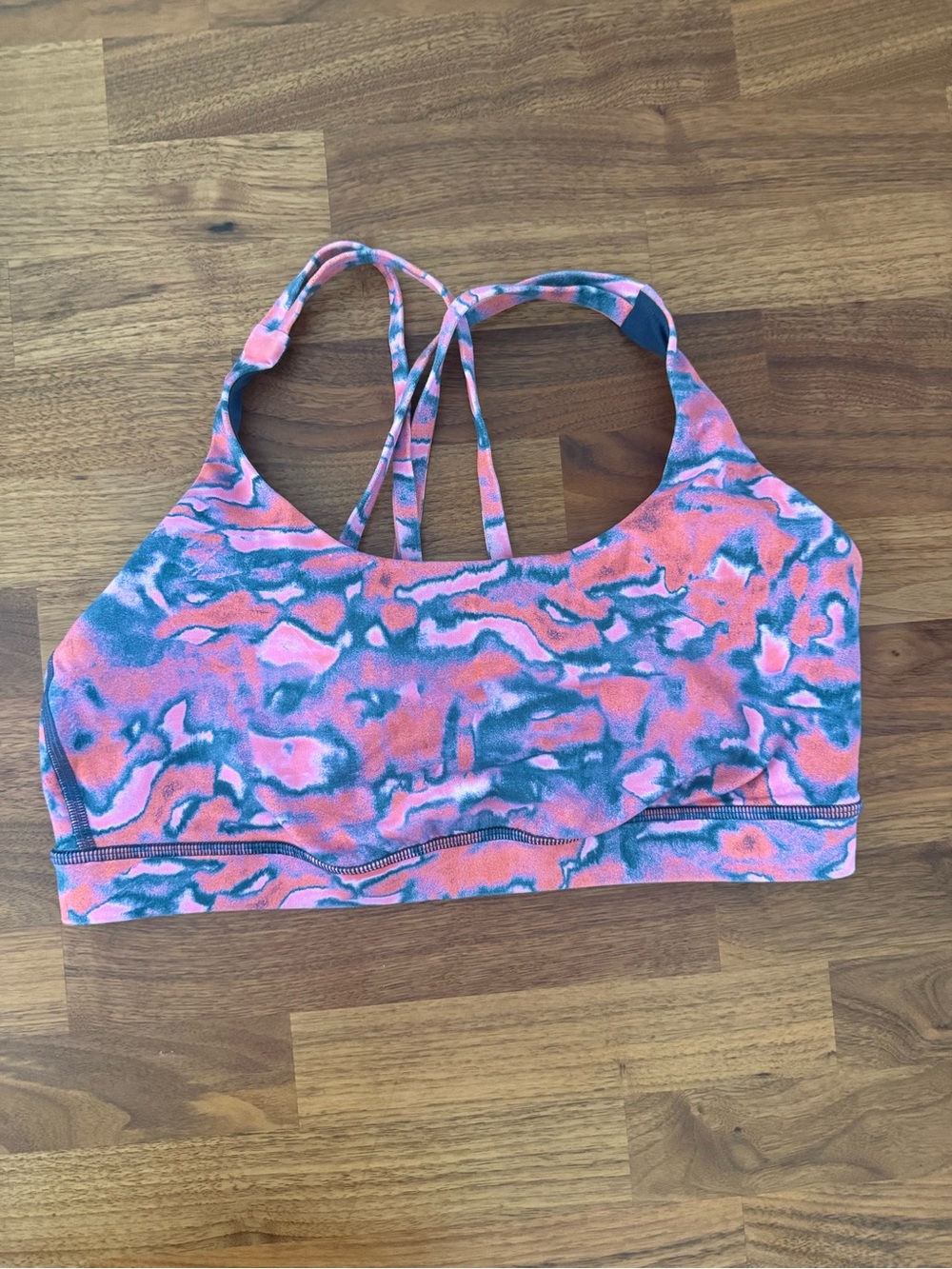 lululemon athletica Energy Sports Bra / Size 10 / Medium Support